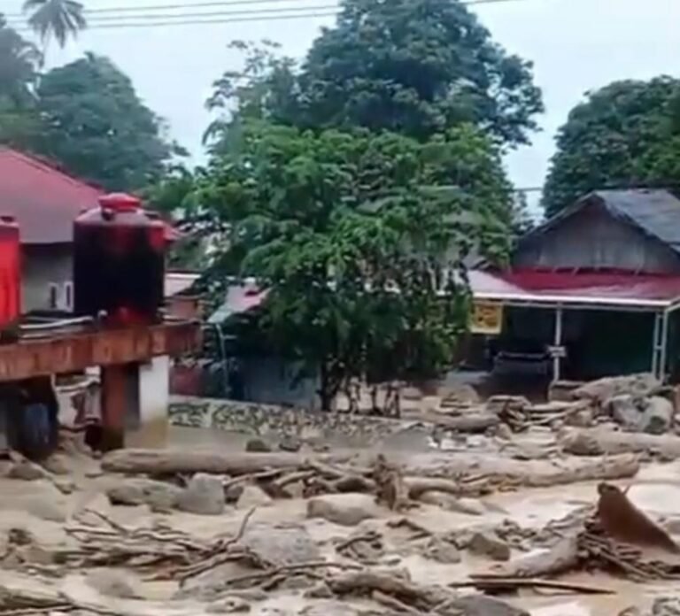 Kondisi Banjir di Agam. (Foto: Google)